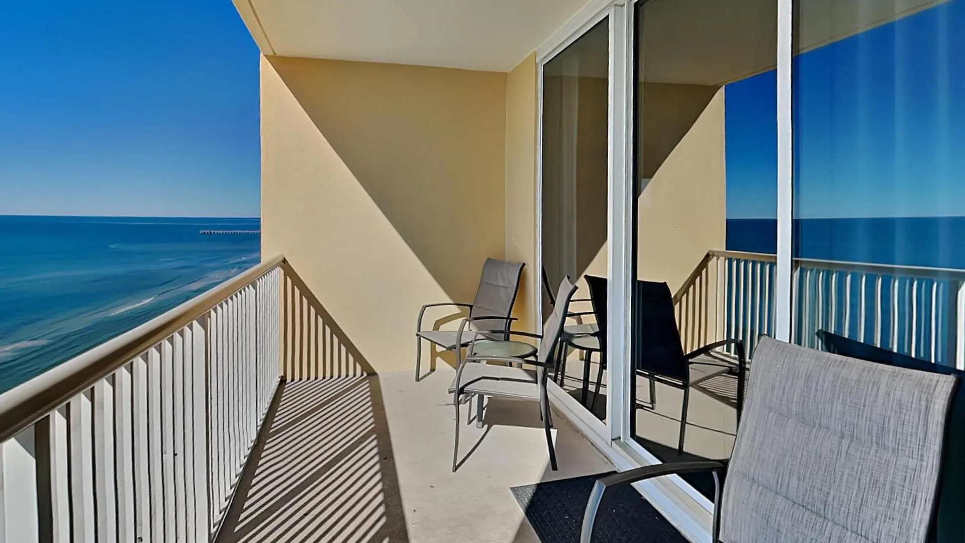 Majestic Beach Towers I 2108 location
